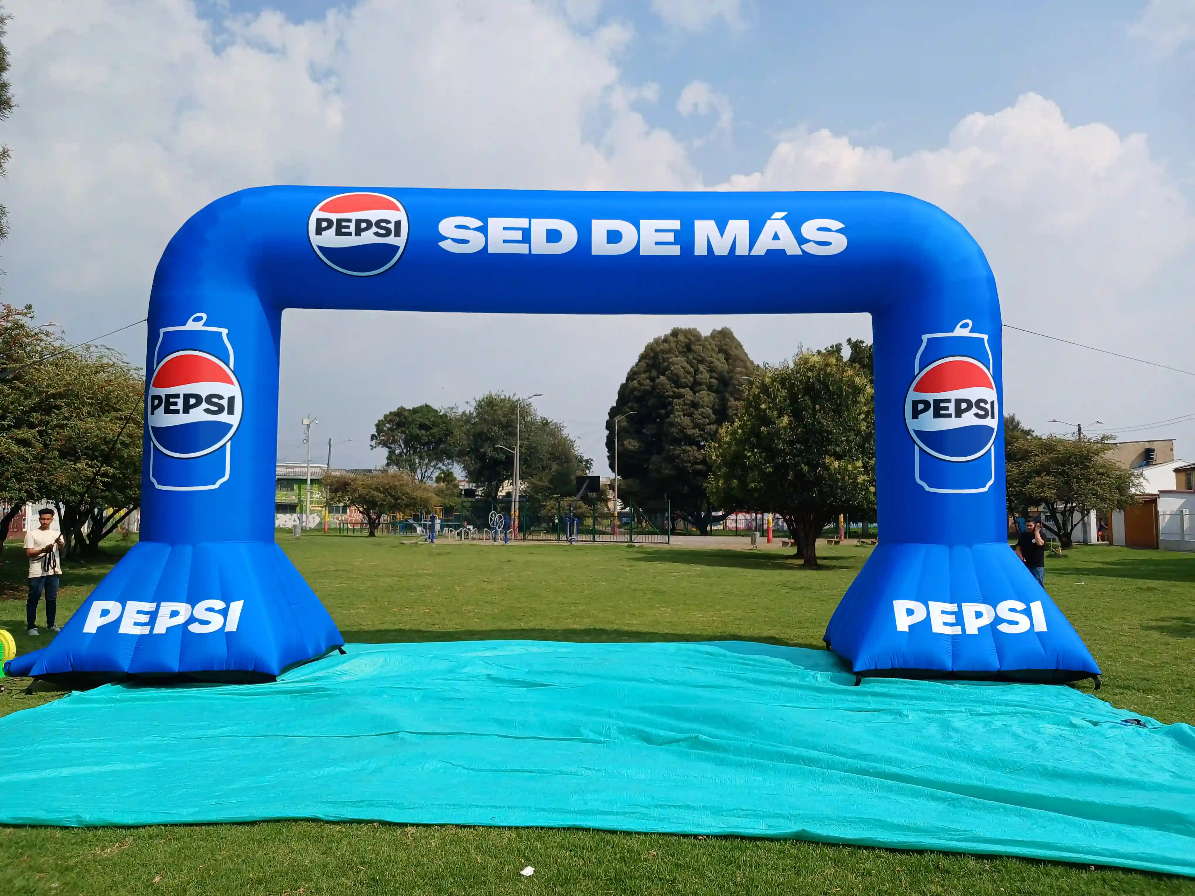 Arco inflable para Pepsi